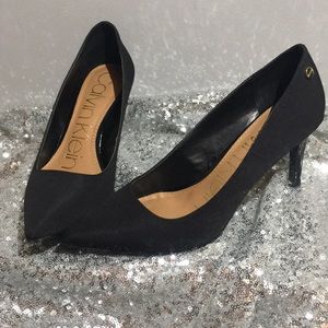 CalvinKlein Pumps (6.5) Black